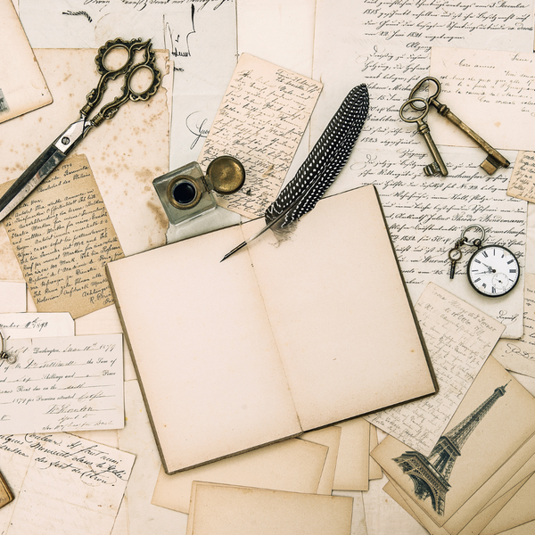 Achte auf den Luftpostumschlag in deinem Briefkasten.